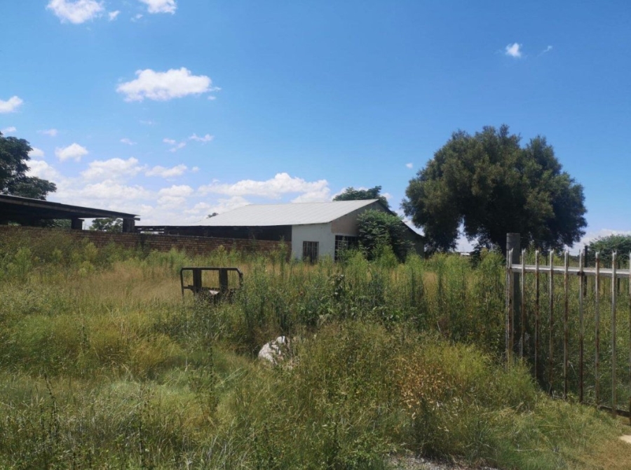 Commercial Property for Sale in Christiana North West